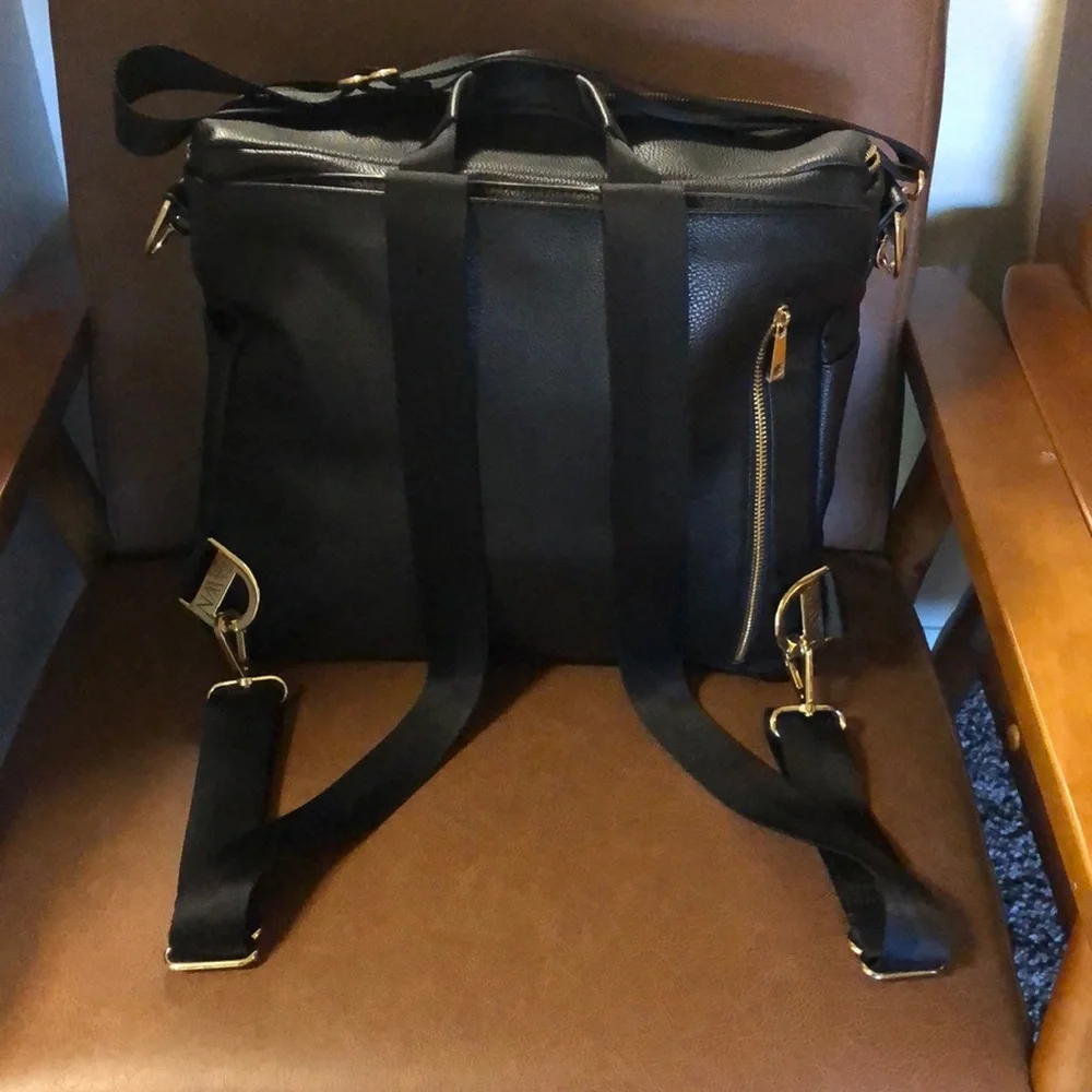 Fawn Design sleek black